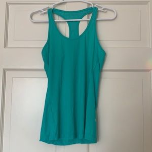 Lululemon tank size 4